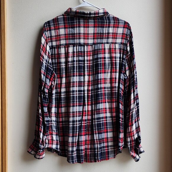 Charlotte Russe Black/Red Plaid Flannel Button Down Shirt Size XL - Picture 15 of 15